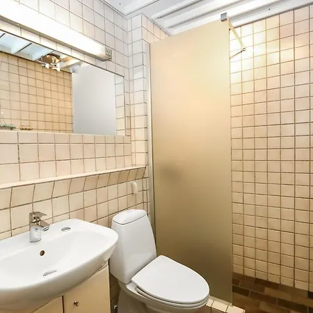 Dejlig Til 4 Personer Pa 1 Sal Sj3229